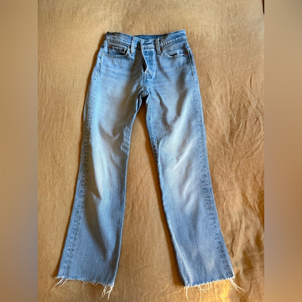 Classic straight LEVI’S Blue Button-Fly Jeans Sz 26
